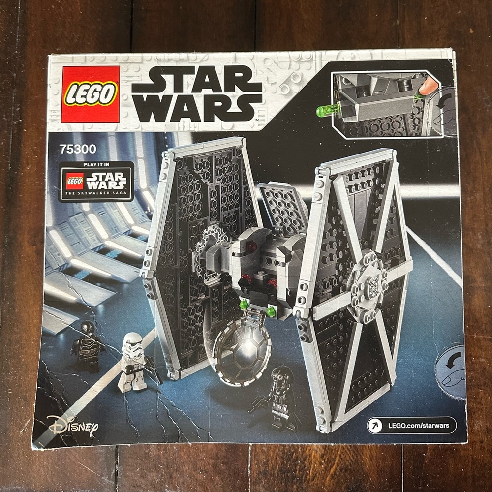 LEGO Star Wars Imperial TIE Fighter set (75300)
